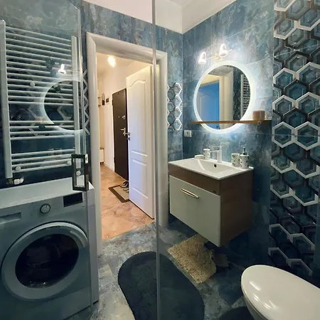 Apartman Onix Building 708 3*